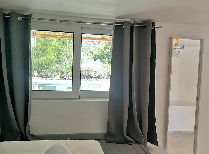 Chrysanthi Villa, Living In Nature