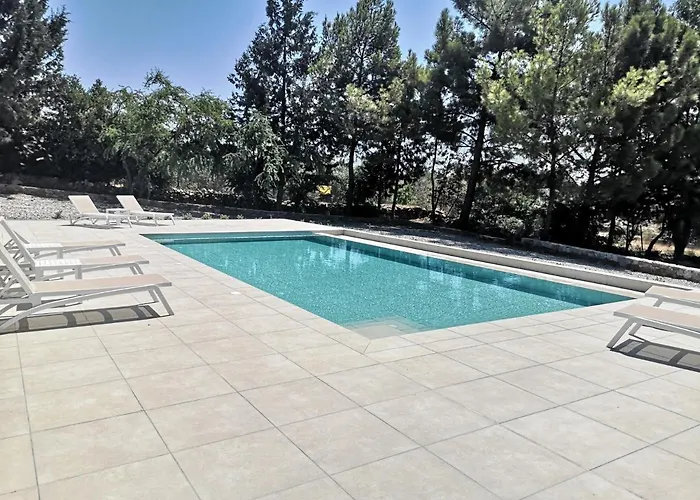 Chrysanthi Villa, Living In Nature