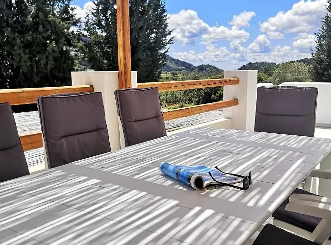 빌라 Chrysanthi Villa, Living In Nature