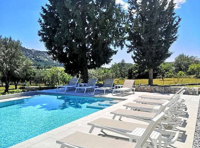 Chrysanthi Villa, Living In Nature Vlicha (Rhodes)